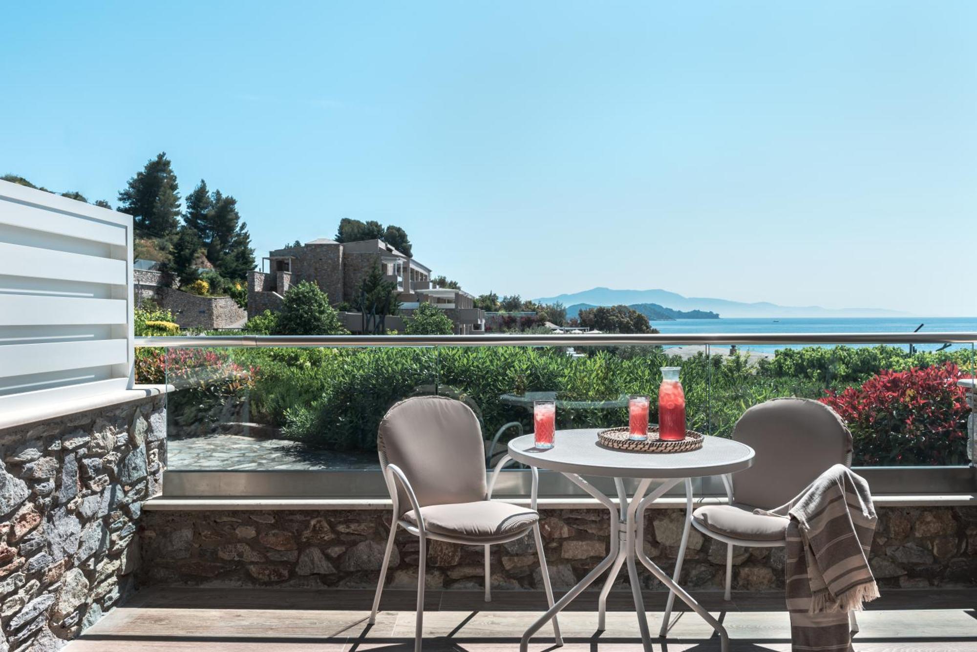 Kassandra Bay Resort, Suites & Spa Katsaros  Экстерьер фото