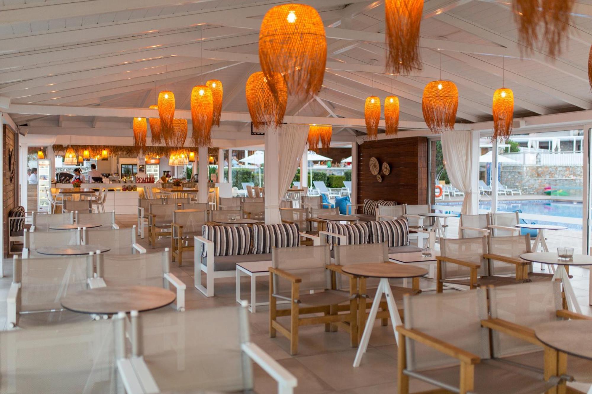 Kassandra Bay Resort, Suites & Spa Katsaros  Экстерьер фото