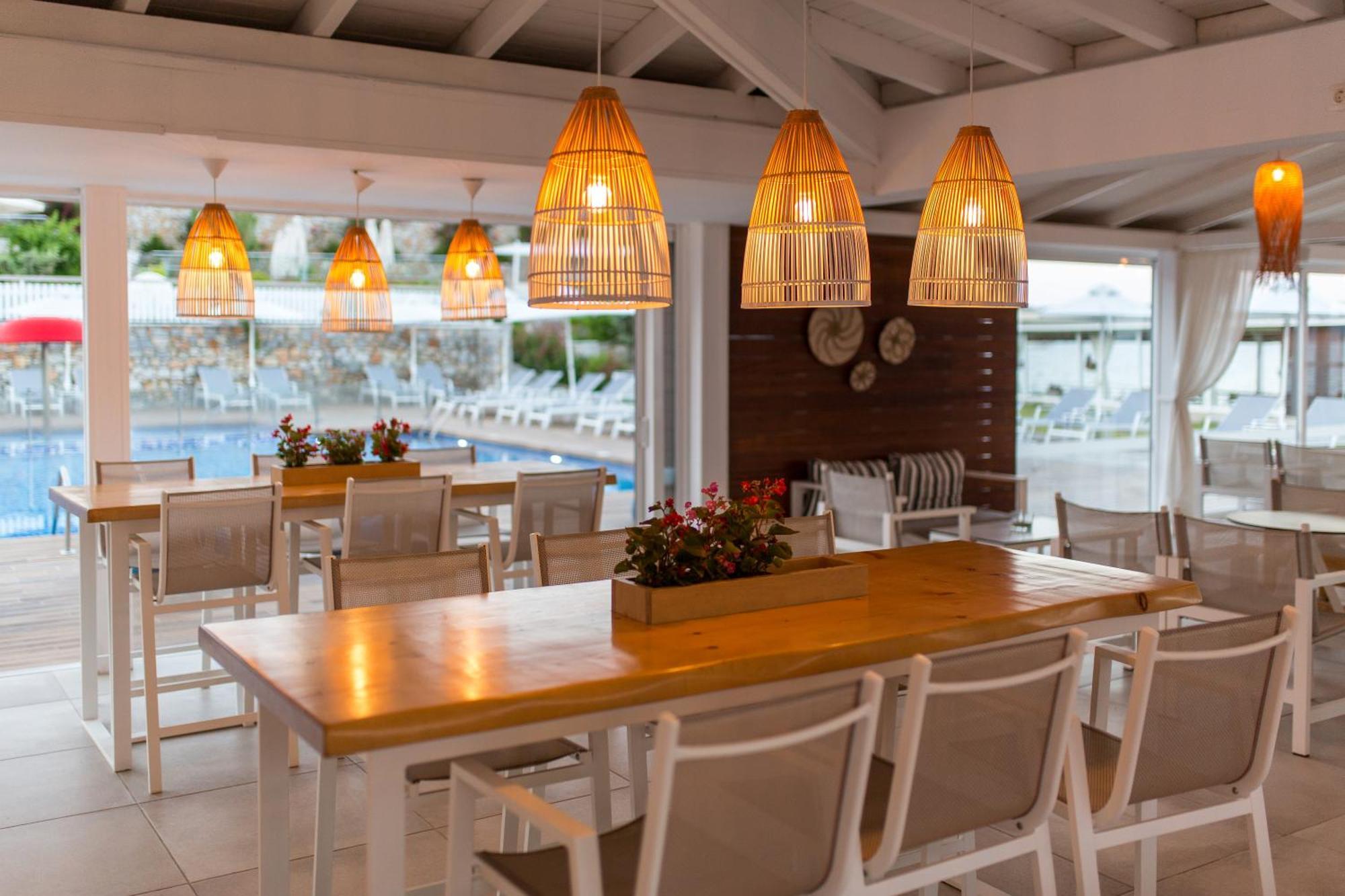 Kassandra Bay Resort, Suites & Spa Katsaros  Экстерьер фото