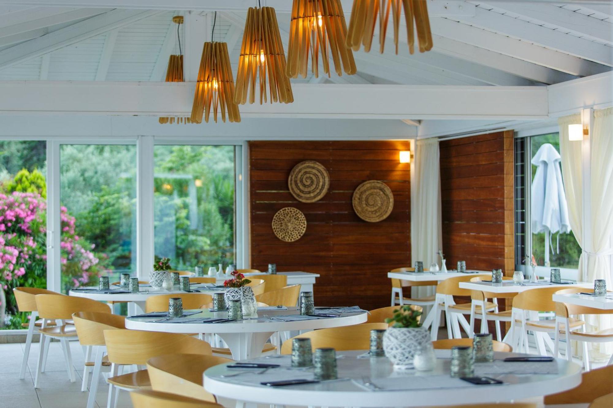 Kassandra Bay Resort, Suites & Spa Katsaros  Экстерьер фото