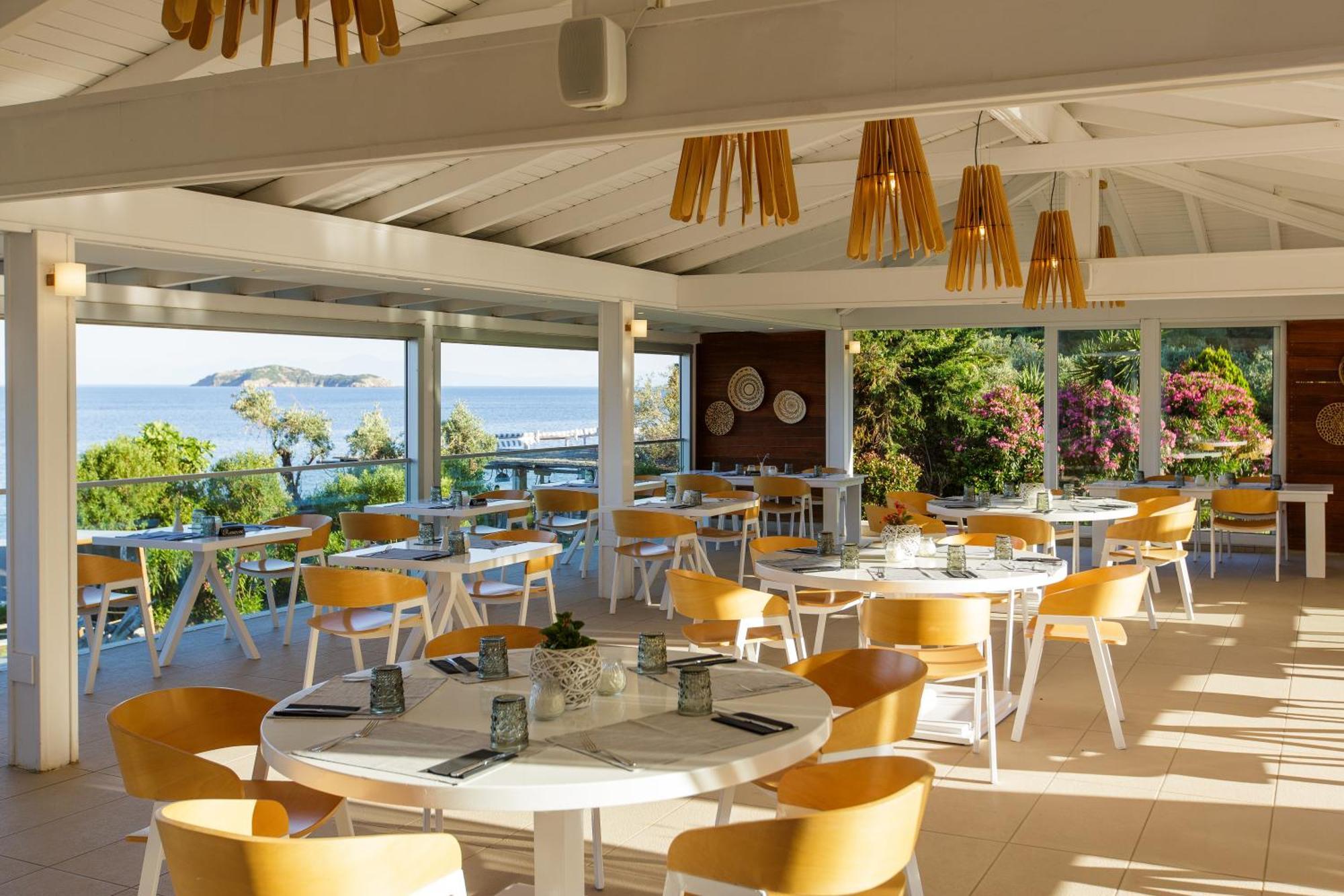 Kassandra Bay Resort, Suites & Spa Katsaros  Экстерьер фото